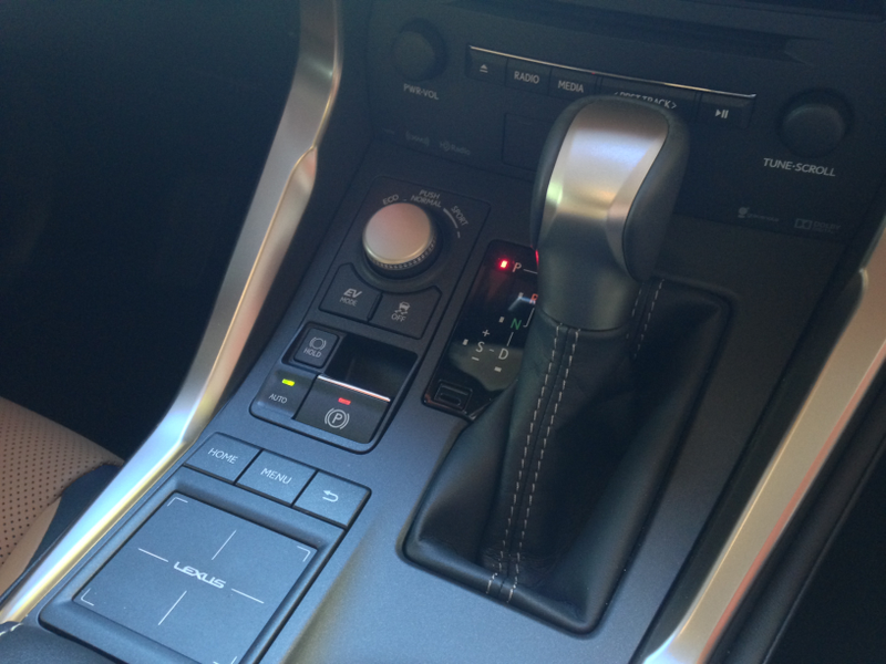 Illustration for article titled 2015 Lexus NX Has A Fake Engine Noise Volume Knob, Best Enjoyed 'Off'